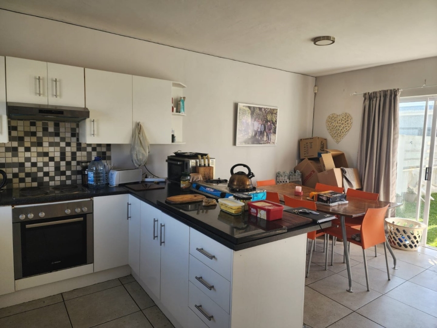 2 Bedroom Property for Sale in Parsonsvlei Eastern Cape